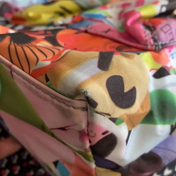 Kidrobot Handbag With Detachable Shoulder Strap. - Picture 12 of 13